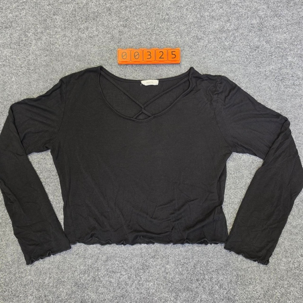 Tiny Willow black long sleeve crop top with ruffled hem